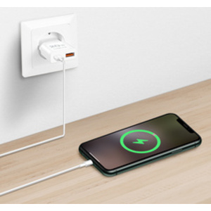 LogiLink Chargeur secteur USB, 1x USB-C (PD), 1x USB-A (QC)