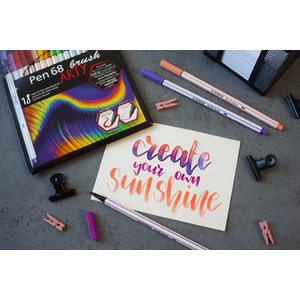 STABILO Feutre pinceau Pen 68 brush ARTY Edition, étui de 18