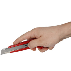 WESTCOTT Cuttter PREMIUM, lame: 9 mm, rouge/noir