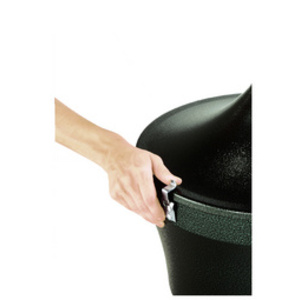 Rubbermaid Cendrier sur pied Aladdin, 16,1 litres, noir