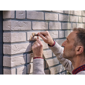 tesa Vis adhésive pour brique, triangulaire, 5,0 kg